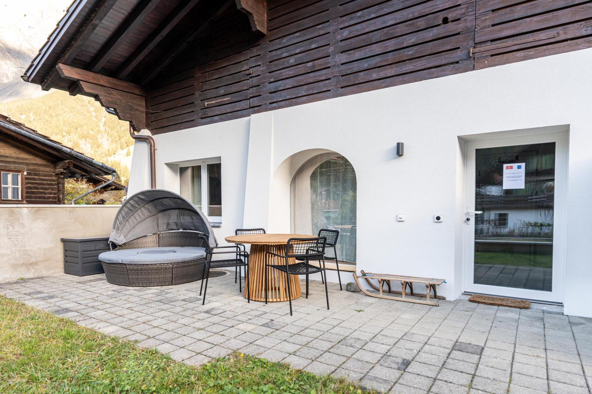 Cute & Cozy Oasis, Private Afternoon Sun Terrace Apartment Кандерстег Екстериор снимка